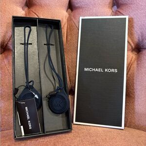 Michael Kors Navy AirTag Holder Set of 2 | MK Silicone Luggage Tags NIB